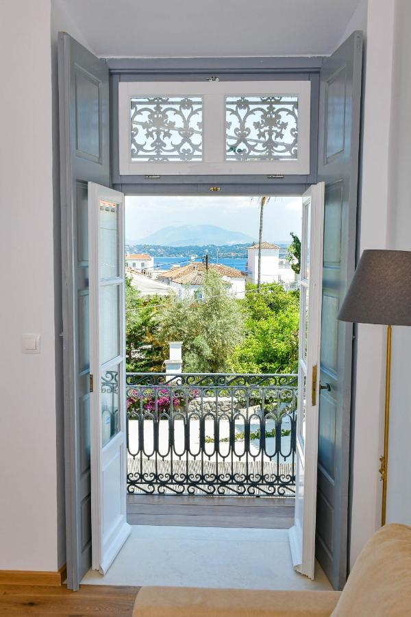 Mansion Dasi Spetses Town Екстер'єр фото