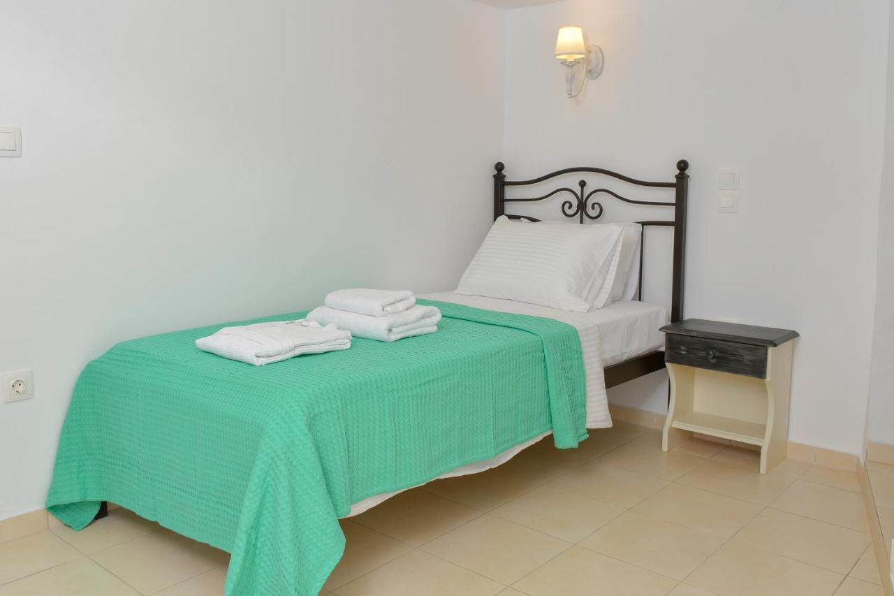 Mansion Dasi Spetses Town Екстер'єр фото